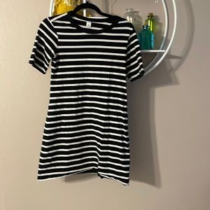 Old Navy Mini T Shirt Dress (Fitted)